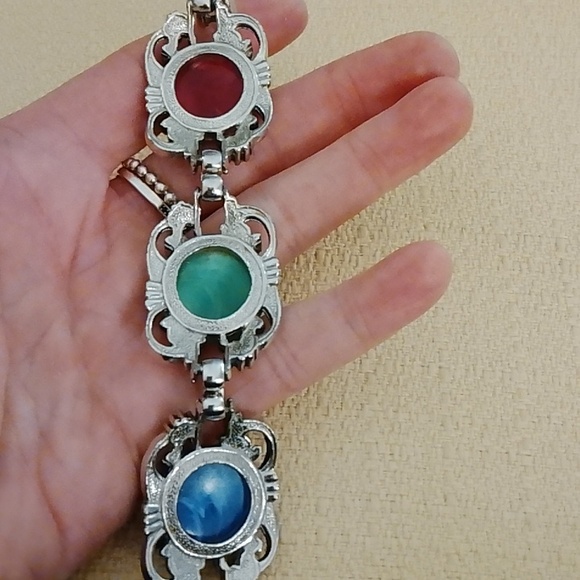 Elegant Multi-Color Stone Bracelet - Picture 12 of 16